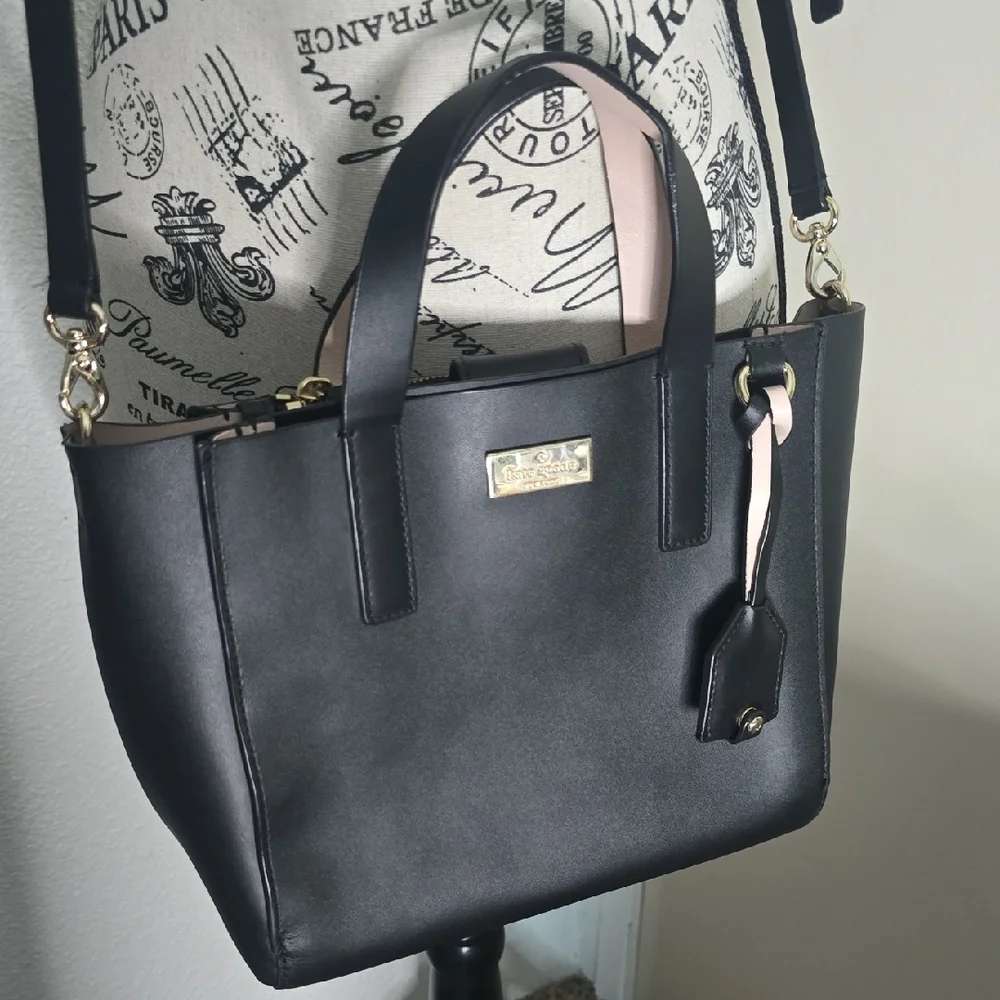 Kate Spade ♠️ Black & Baby Pink Leather Small/Med Satchel W/ Key Holder (EUC)✨